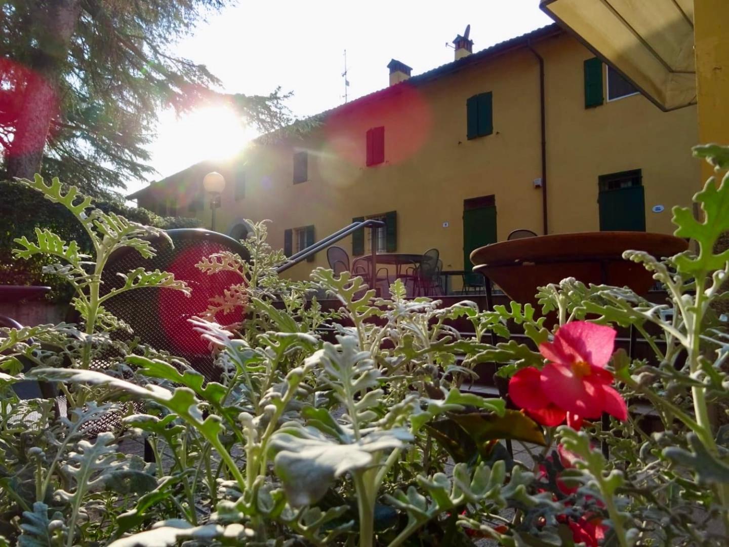 Hotel Ca' Vecchia Sasso Marconi Exterior foto